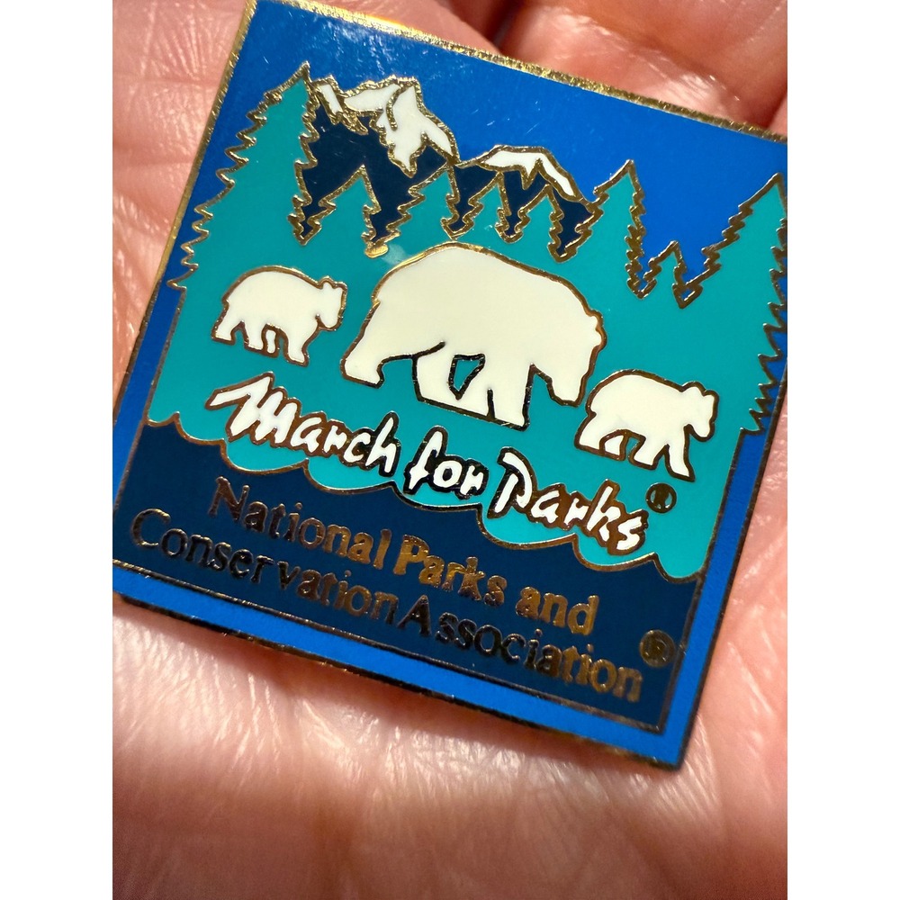 National Parks Conservation Association Pin Blue Bear March for Parks Nature